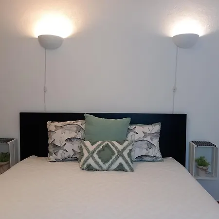 Townhouse, Pet Friendly Villa Serra d'El-Rei